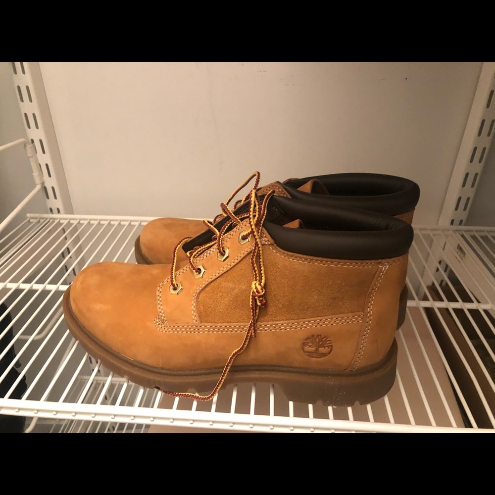 NIB Women’s Timberland Boots Sz 8
